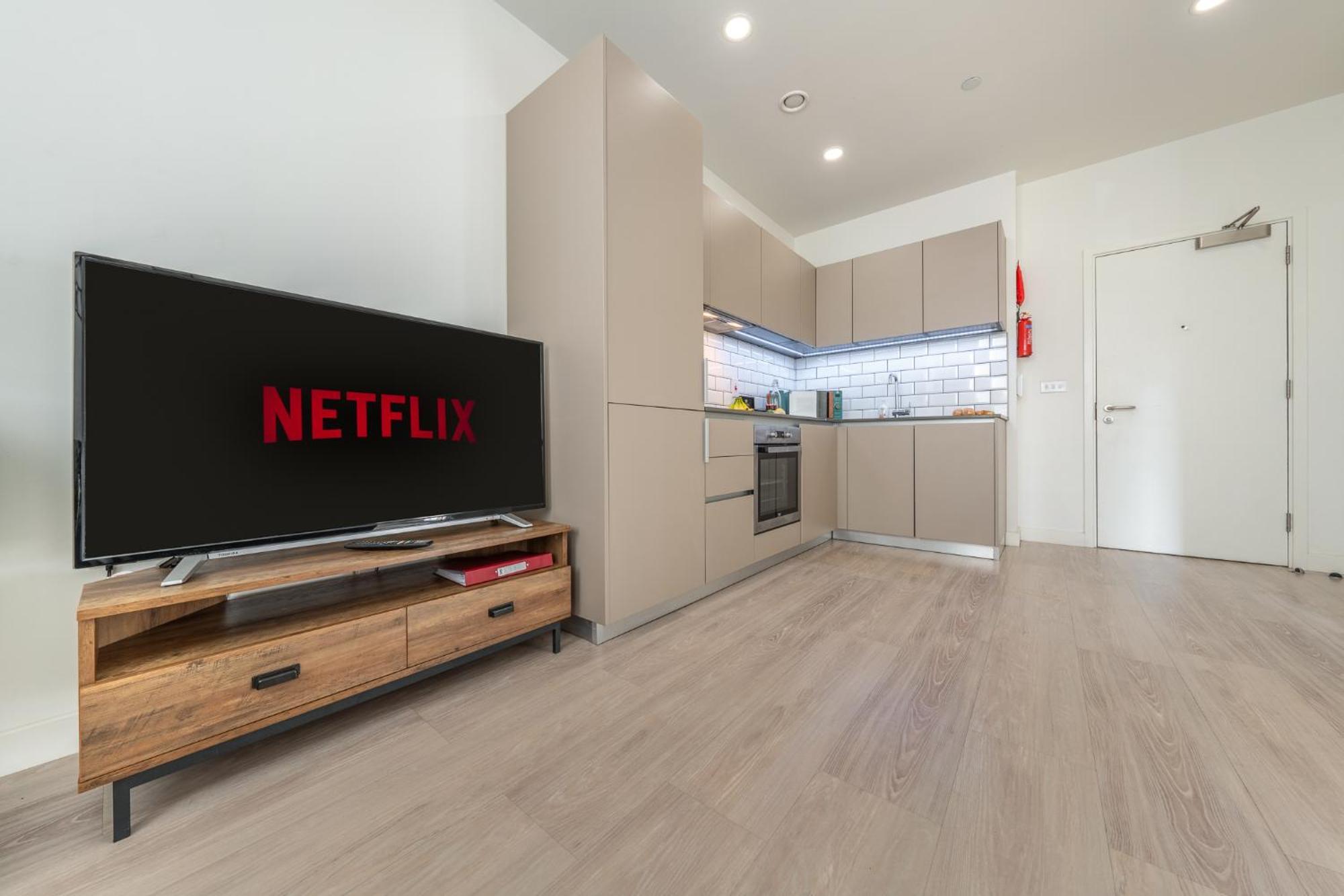Luxury 1 Bedroom Serviced Apartment With Roof Terrace & Gym Стівенідж Екстер'єр фото
